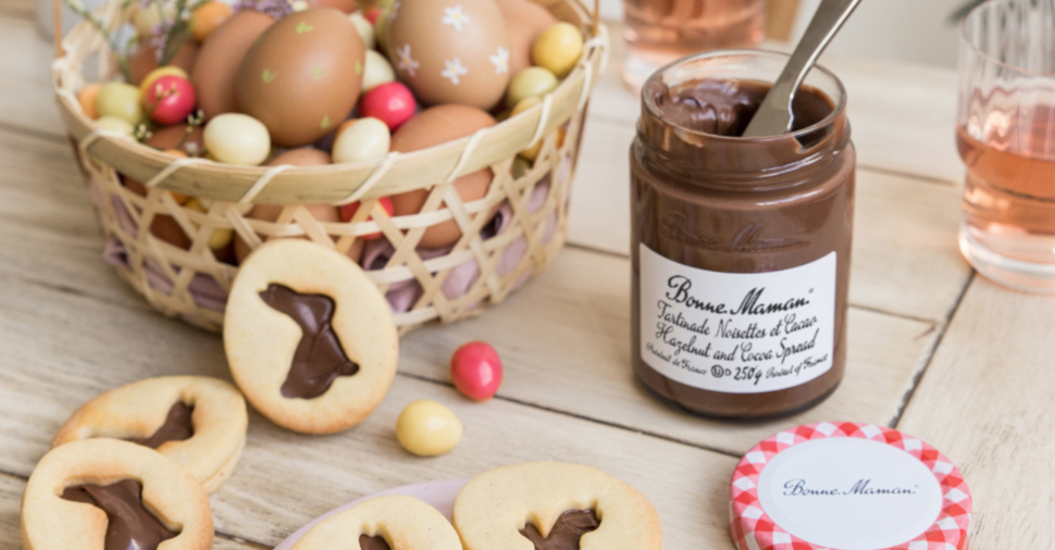 Easter cookies with Bonne Maman Hazelnut and Cocoa Spread